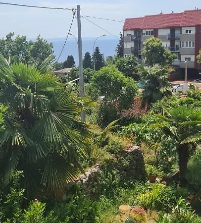 Lana Apartment